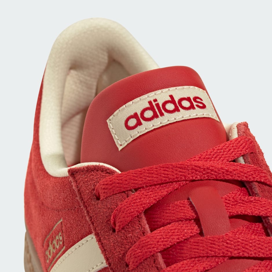 VL Court Classic Shoes