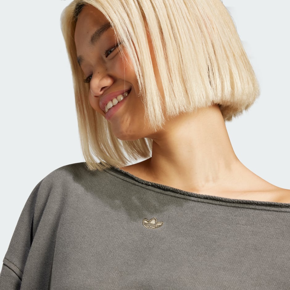 Washed Off-Shoulder Sweatshirt