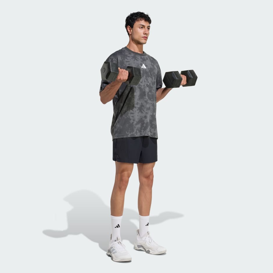 FUN TRAINING Graphic T-Shirt