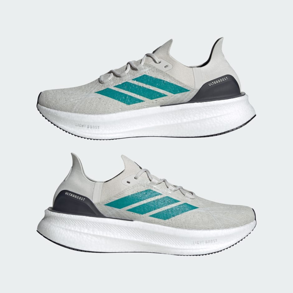 ULTRABOOST 5  STRUNG