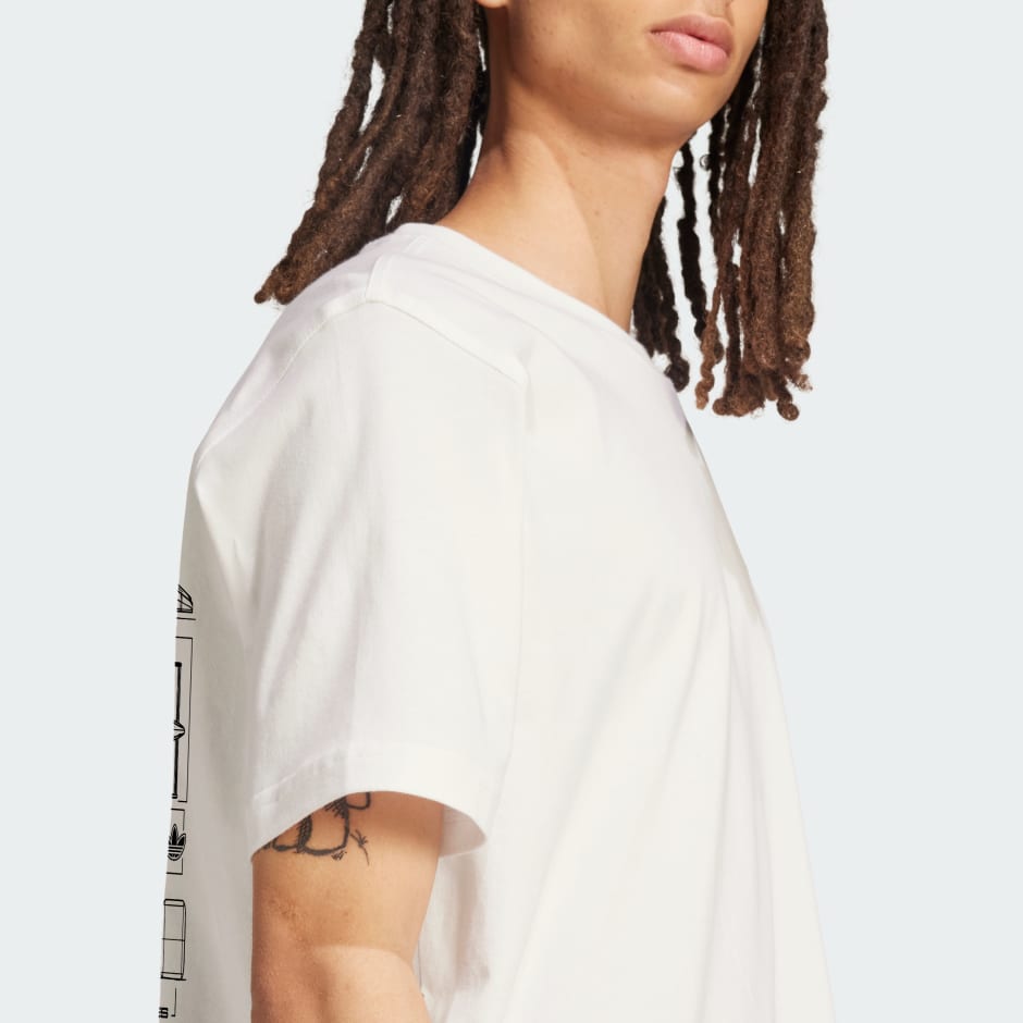 ADI RACING CAR GRAPHIC TEE