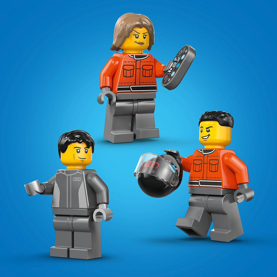 LEGO&reg; City F1&reg; Display Truck with Audi F1&reg; Race Car