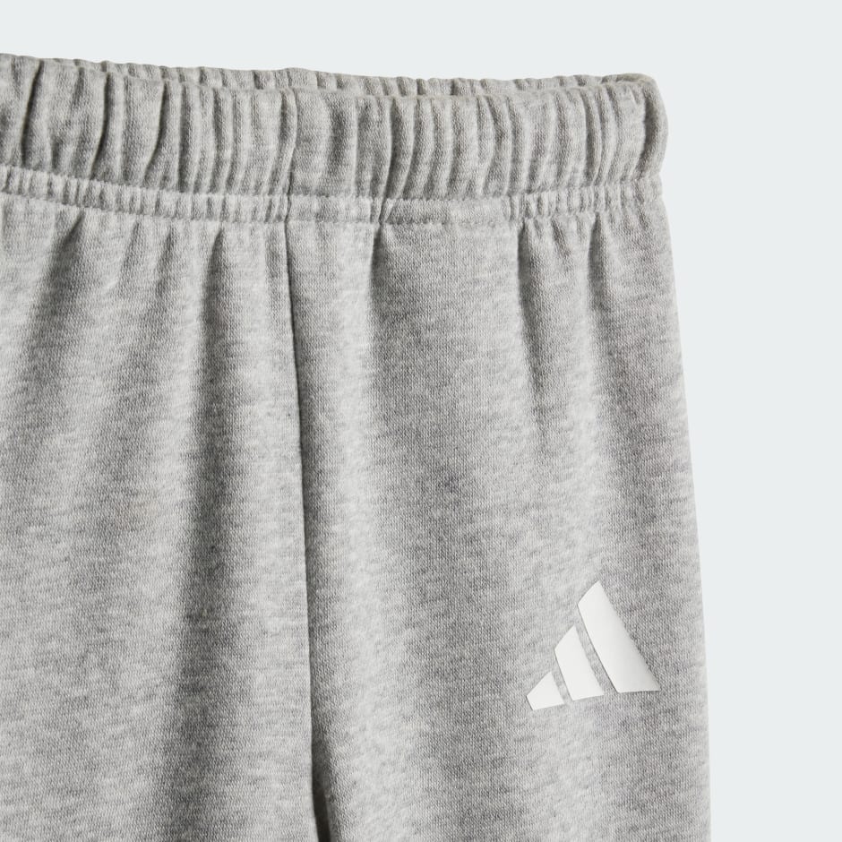 بدلة رياضية للأطفال Essentials