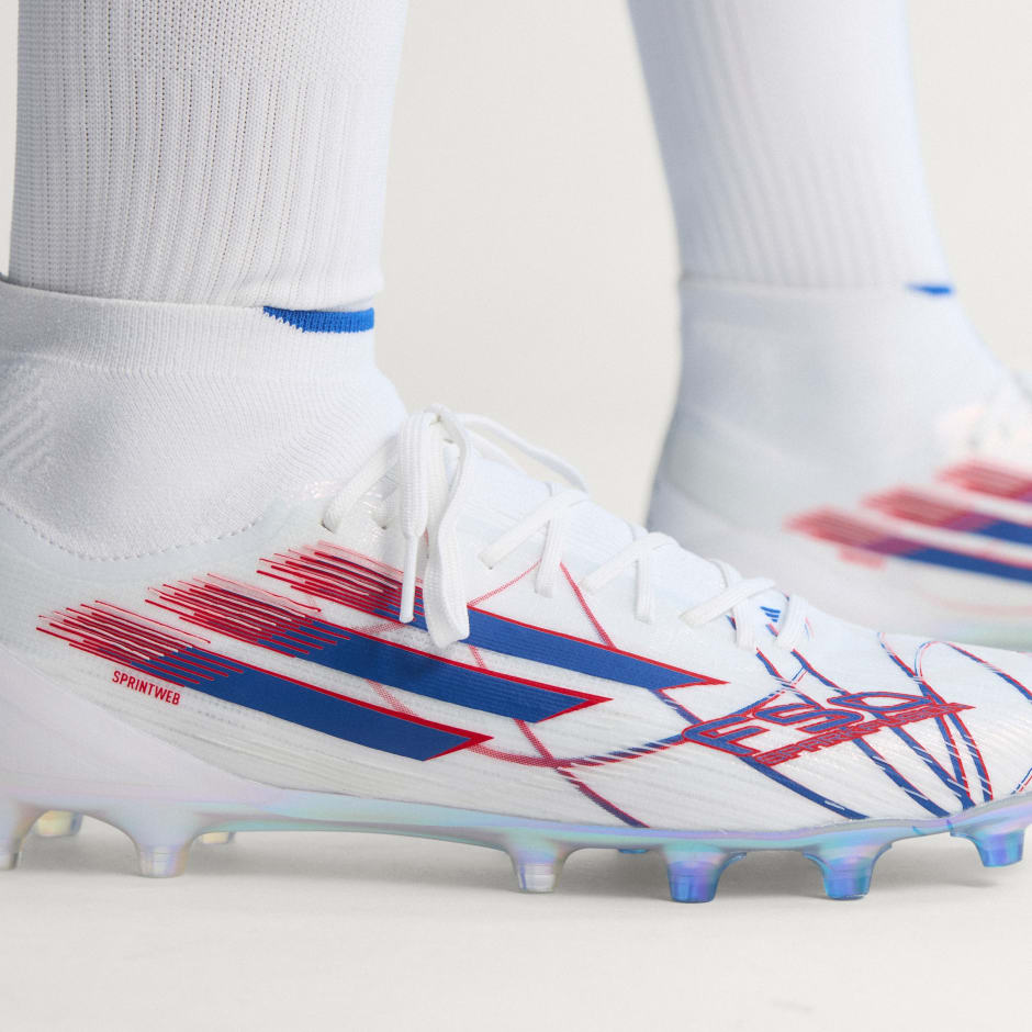 Ghete de fotbal pentru teren ferm sau gazon artificial F50 SPARKFUSION ELITE Mid-Cut, de damă