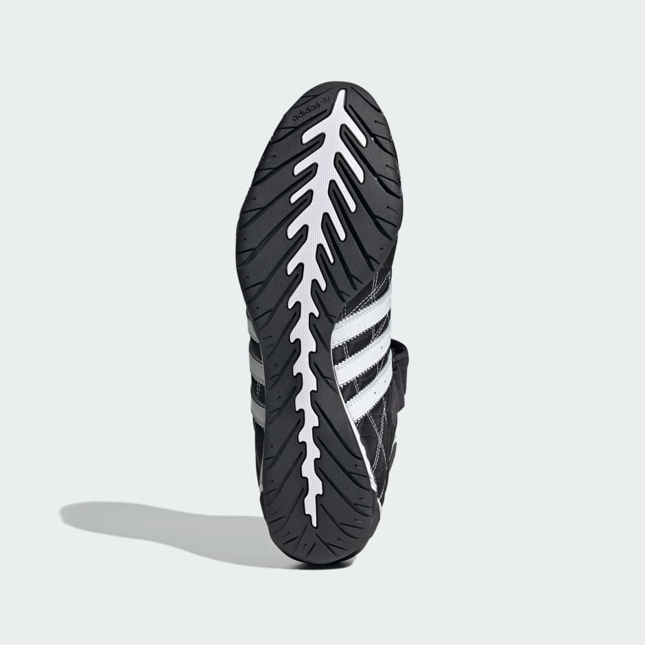 Shoes - Adi Racer Hi Shoes - Black | adidas Oman