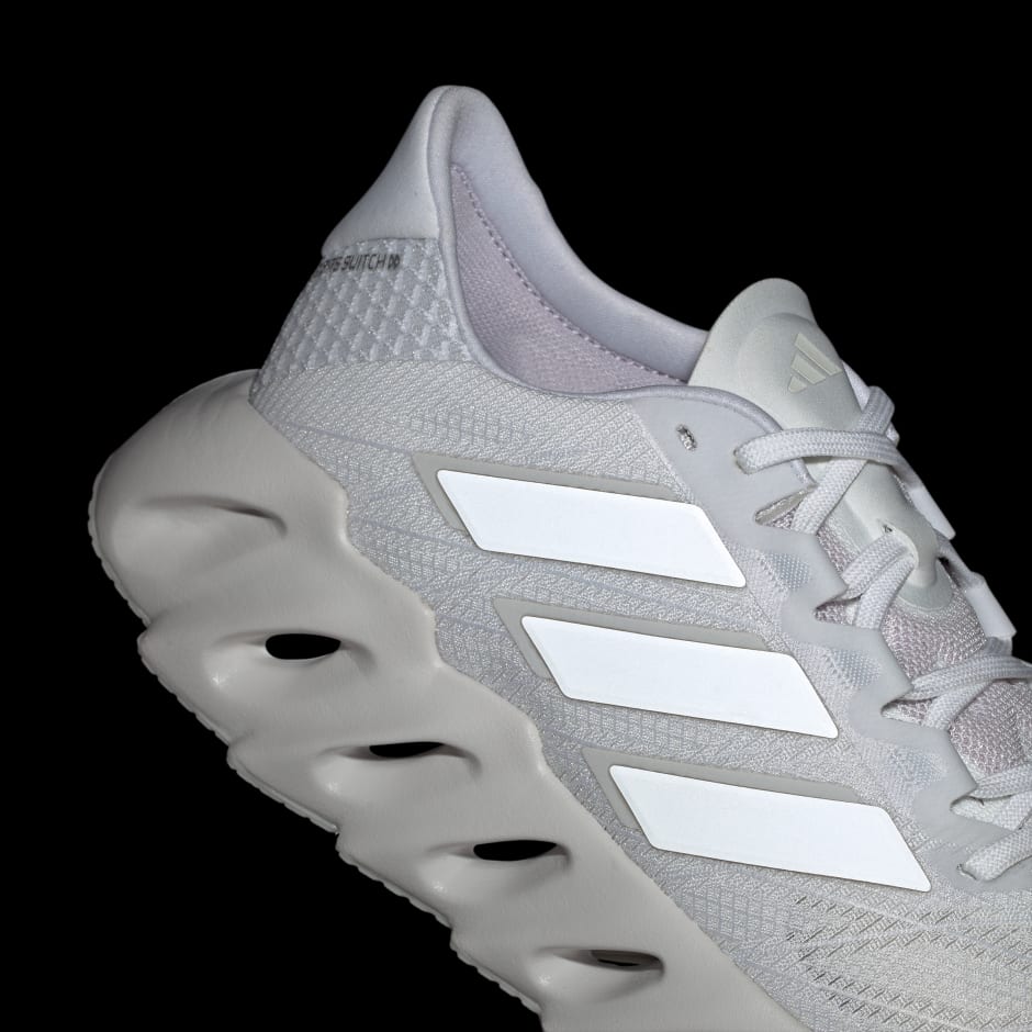 Pantofi de alergare adidas Switch Fwd 2