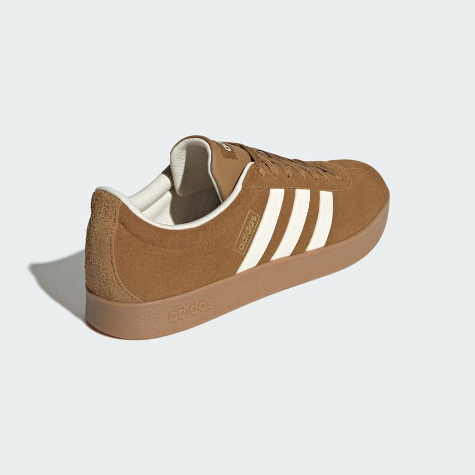 VL Court 經典運動鞋