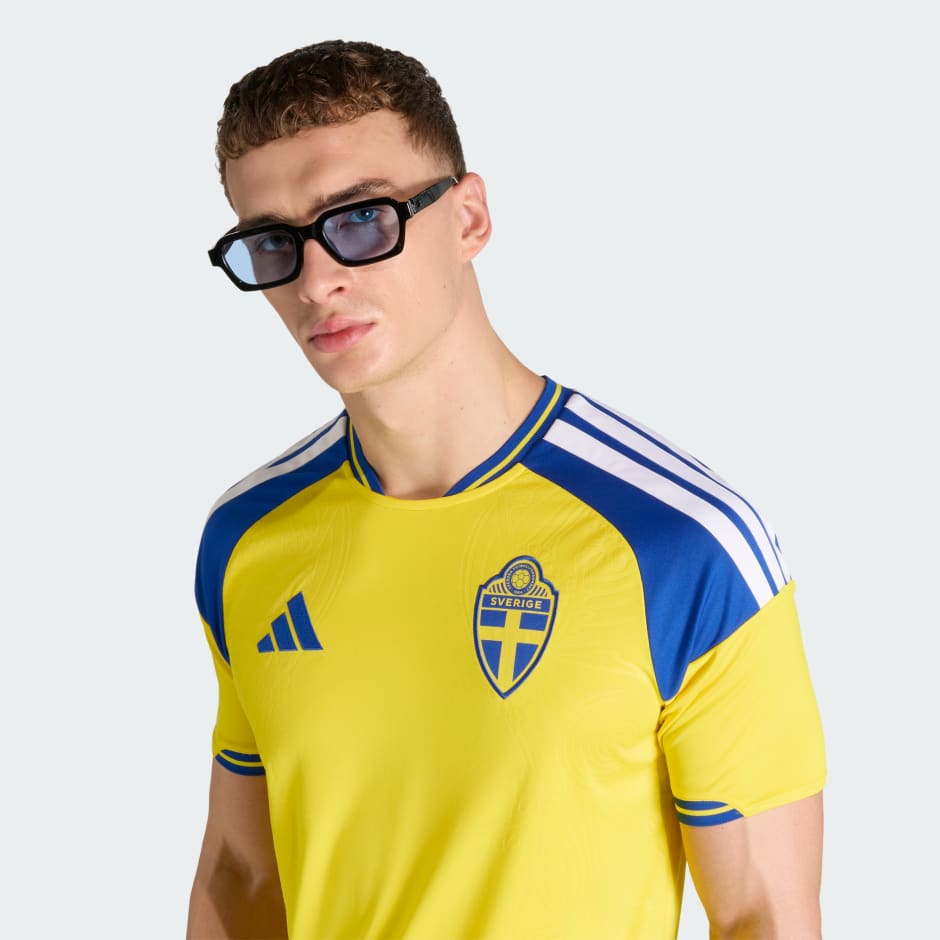 Sweden 26 Home Jersey