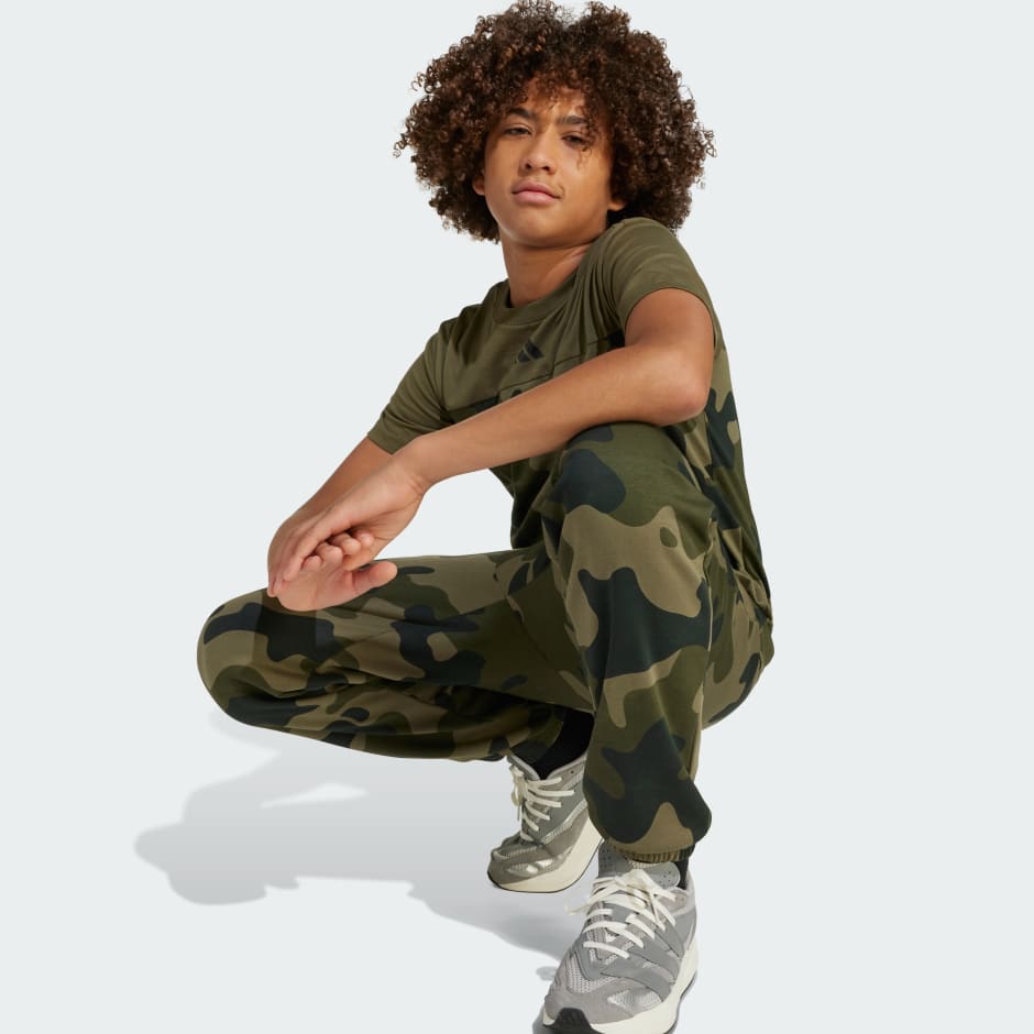 Seasonal Essentials Camo Fleece Pant Kids