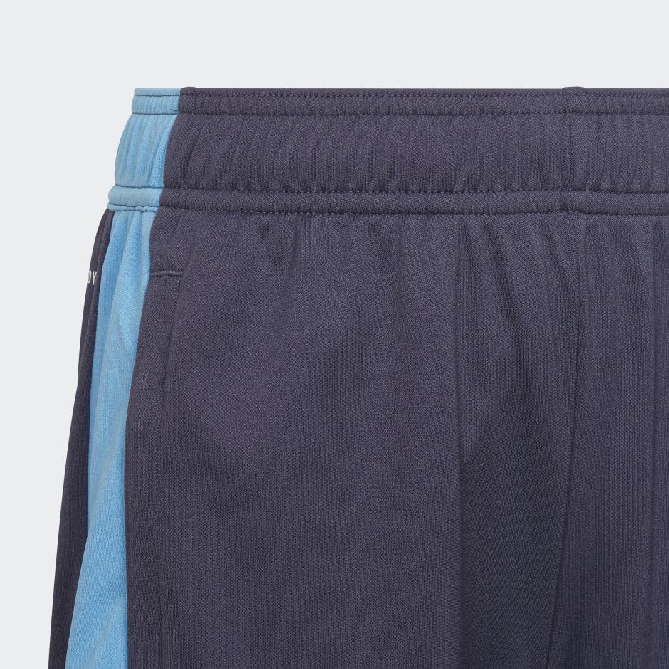 Tiro Essentials Shorts
