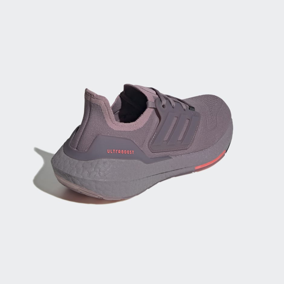 ULTRABOOST 22 SHOES
