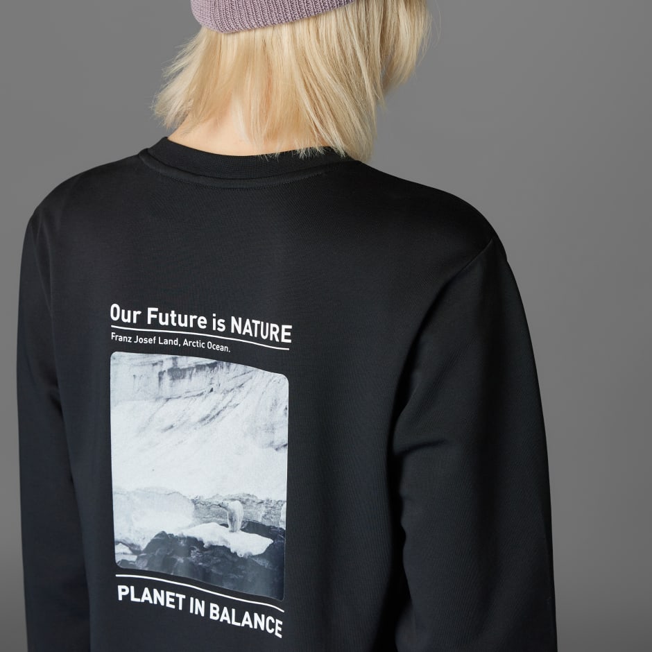 ©National Geographic Long Sleeve Graphic Tee (Gender Neutral)