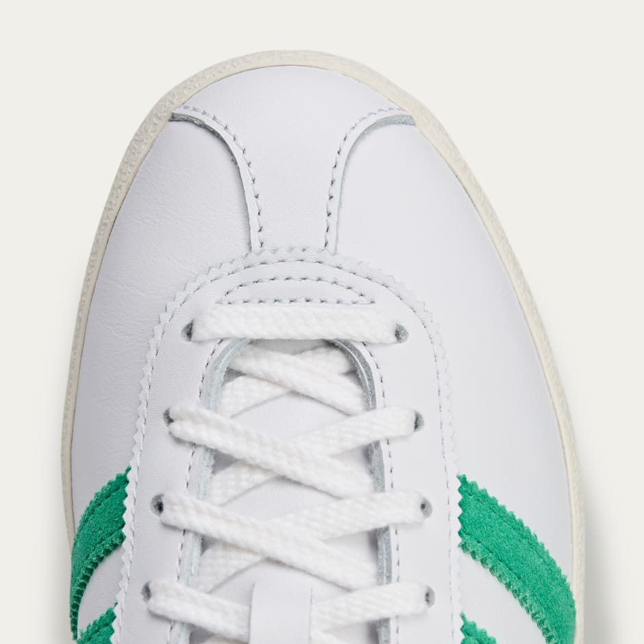 Blanc Sporty & Rich Shoes