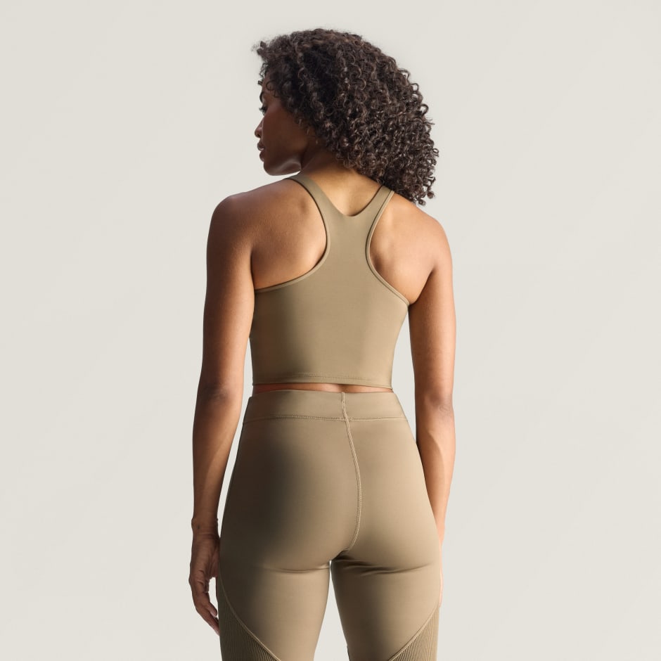 تيشيرت يوغا قصيرة من أديداس من Stella McCartney Yoga