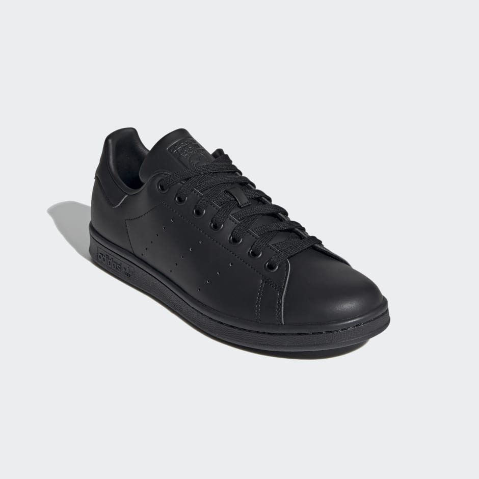 zij is consumptie Betrokken Shoes - Stan Smith Shoes - Black | adidas Saudi Arabia