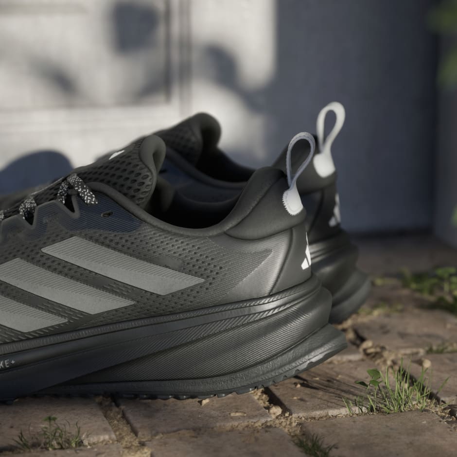 حذاء سوبر نوفا رايز ATR.