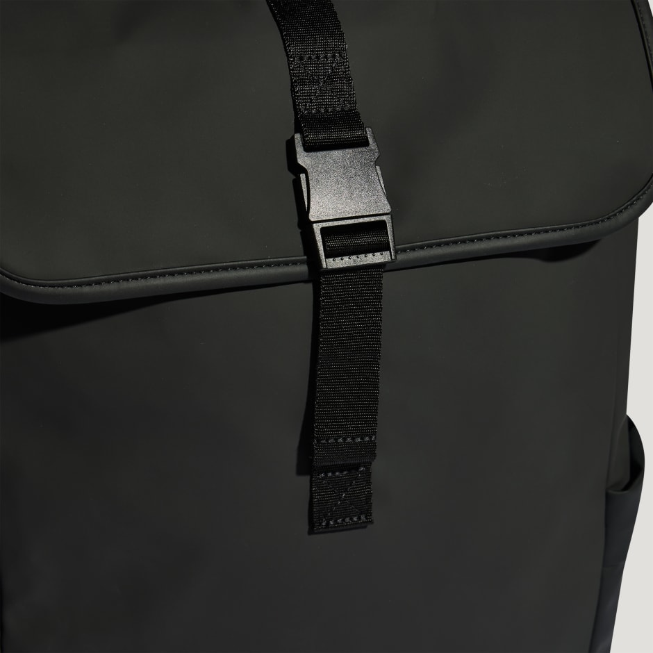 UNISEX URBAN SPORTS SLEEK BACKPACK