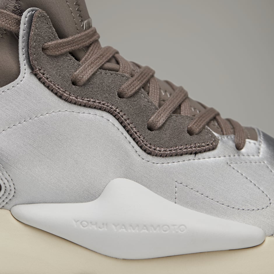 adidas kaiwa brown