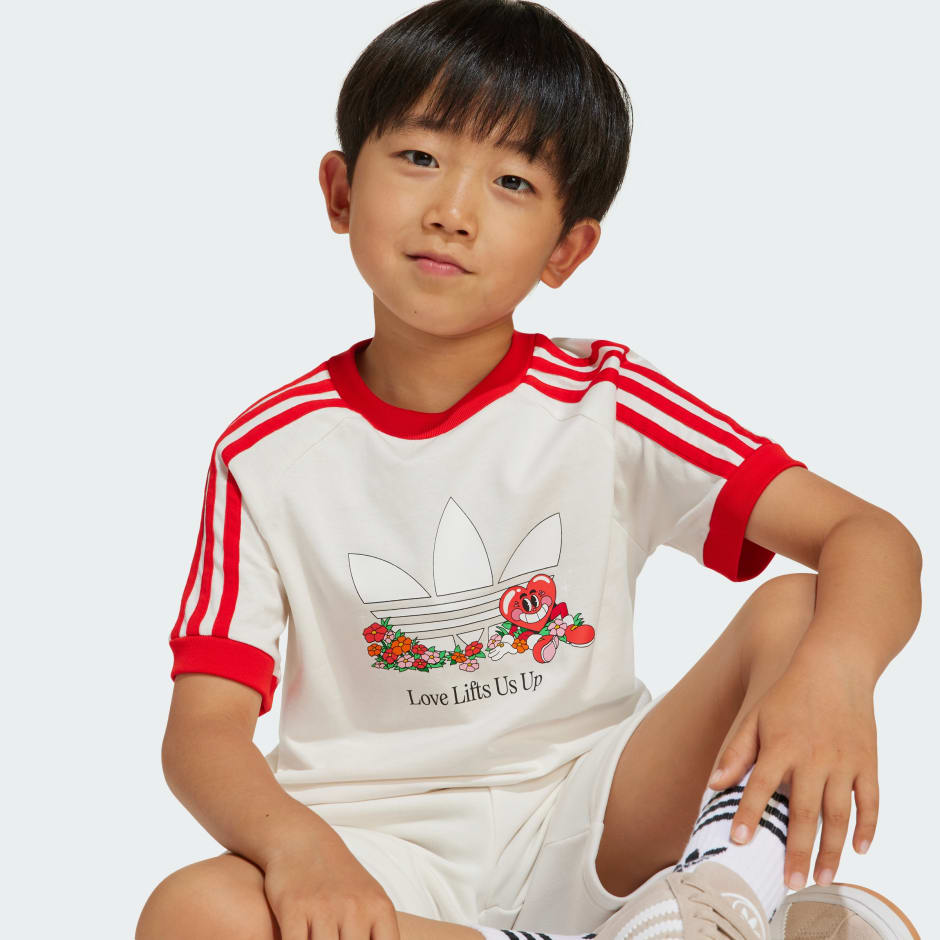 adidas Originals 童裝短褲及 T 恤套裝