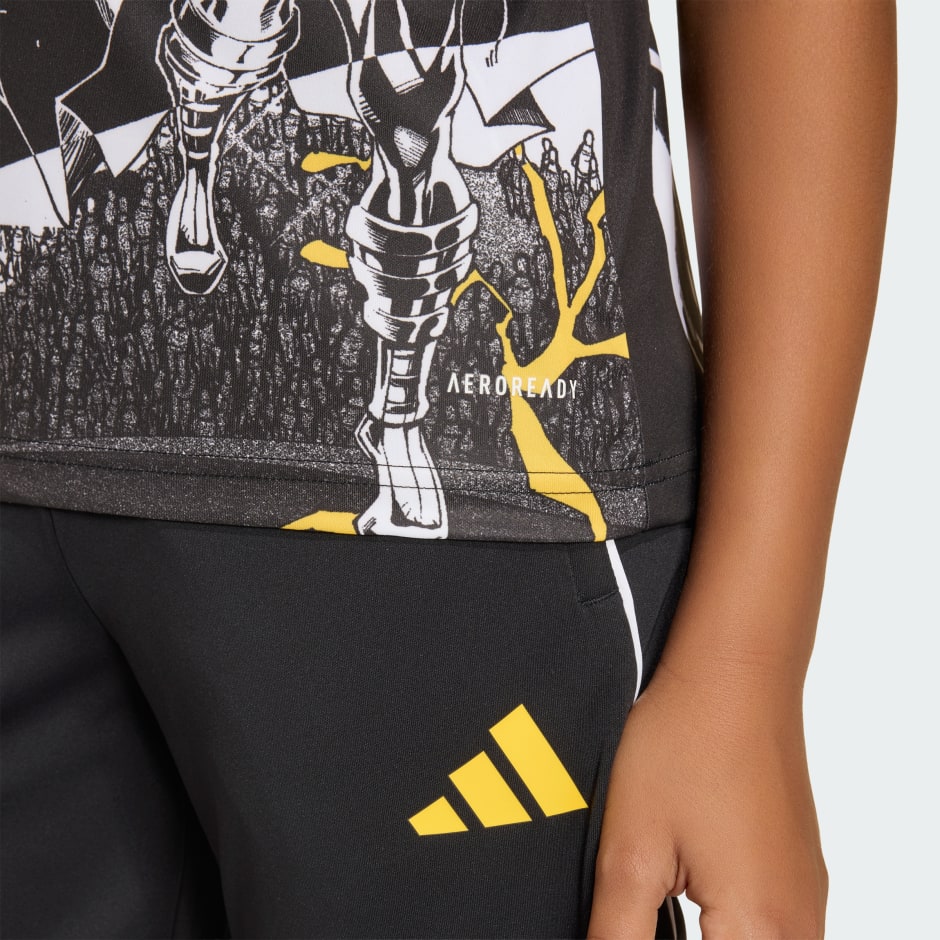 Tricou pentru antrenament Real Madrid Răzbunătorii 25/26 de la adidas