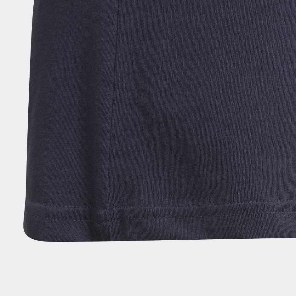 Trefoil Tee