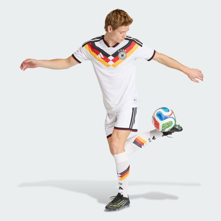 Pantaloni scurți Germania 26 Authentic pentru meciuri pe teren propriu