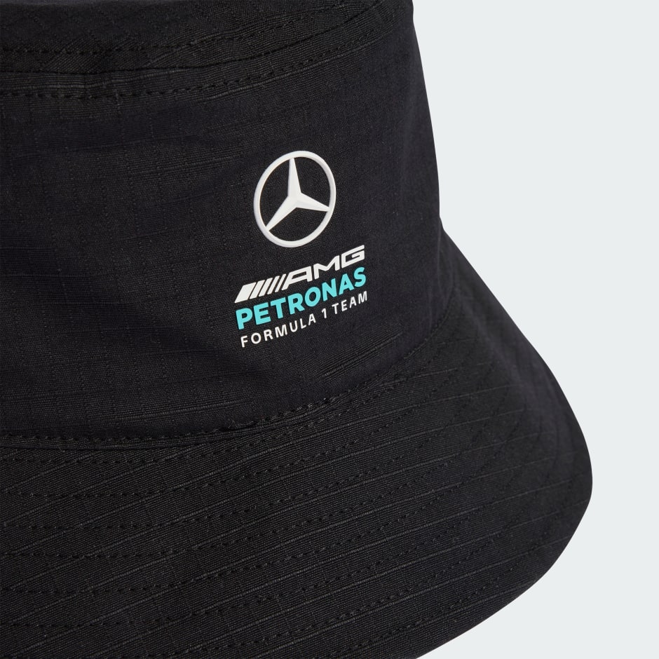 ZVONASTI &Scaron;E&Scaron;IR MERCEDES - AMG PETRONAS FORMULA 1 TEAM DNA