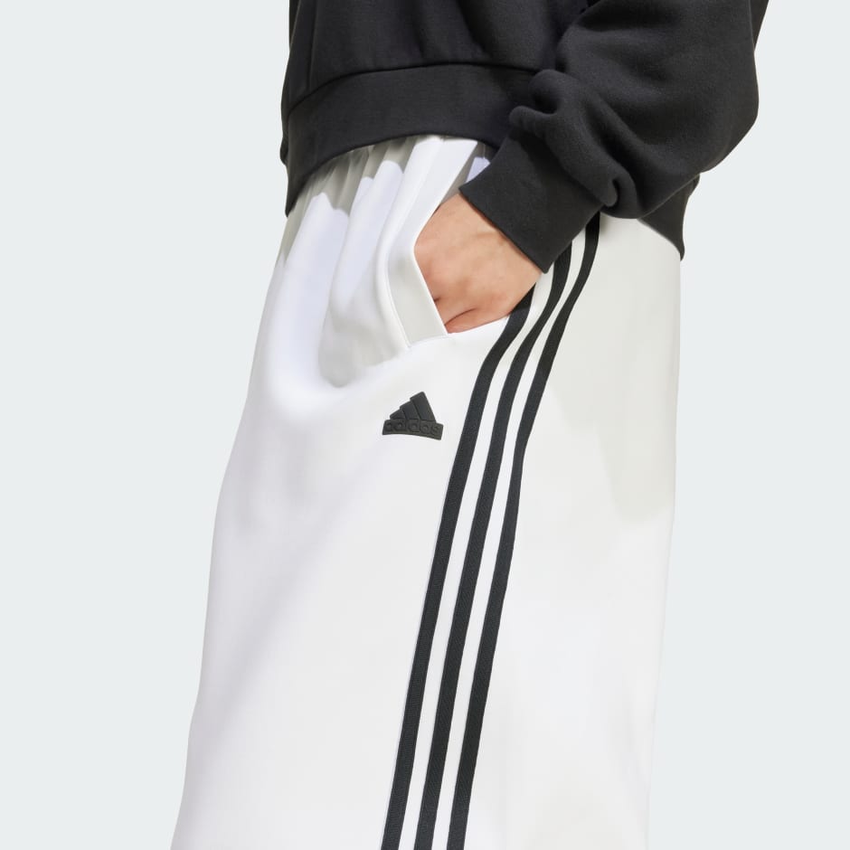 Future Icons 3-Stripes Parachute Pants