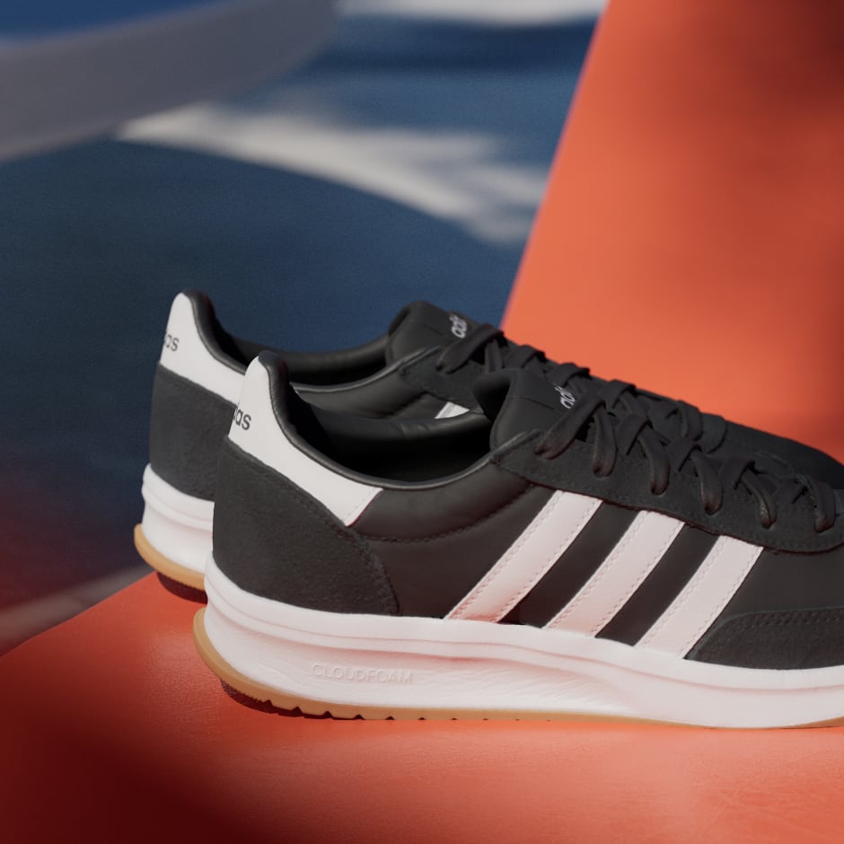 RUN 70s 2.0 Shoes