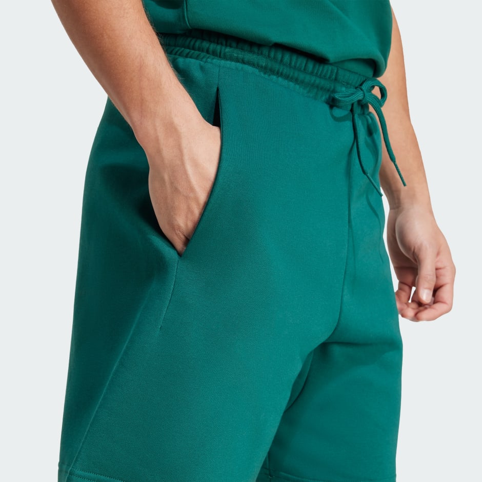 Collegiate Short