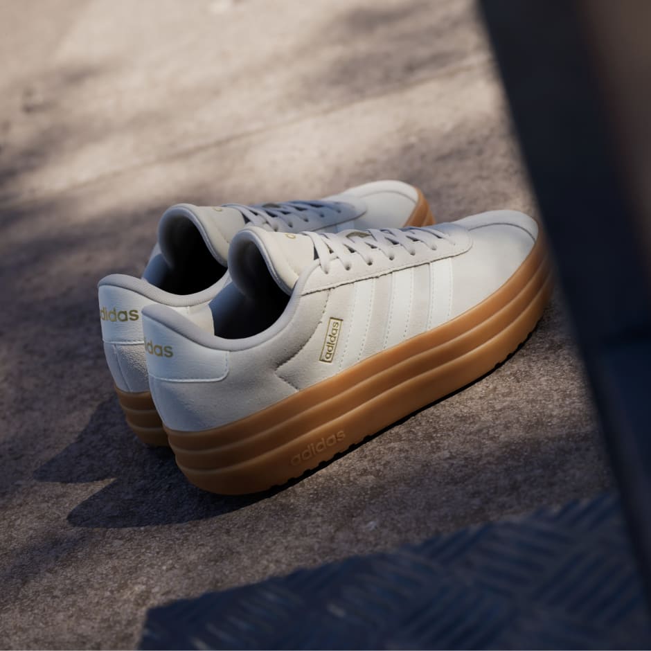 VL Court Bold Shoes