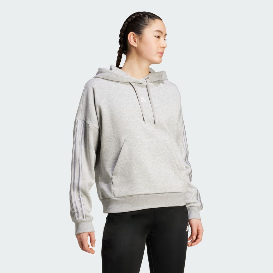 هودي من الصوف بالخطوط الثلاثة للعطلات.