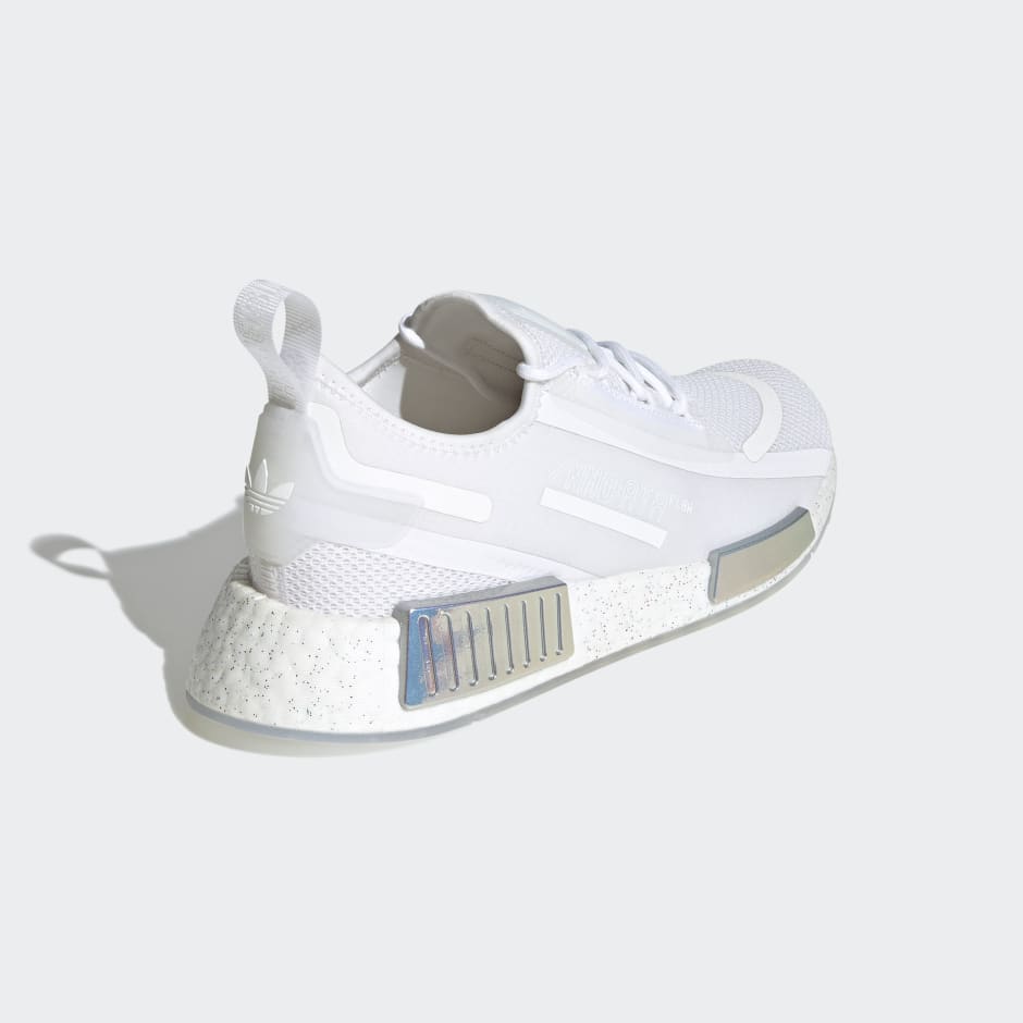 adidas nmd_r1 spectoo shoes white