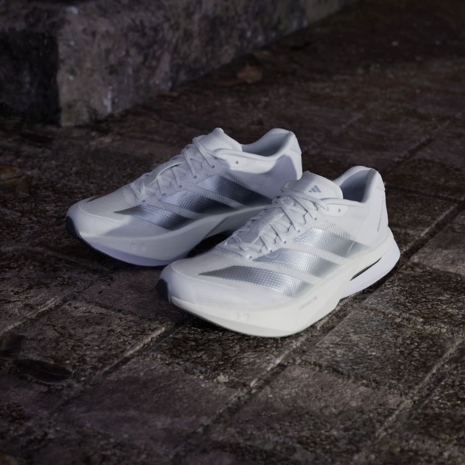 Adizero Boston 13 鞋