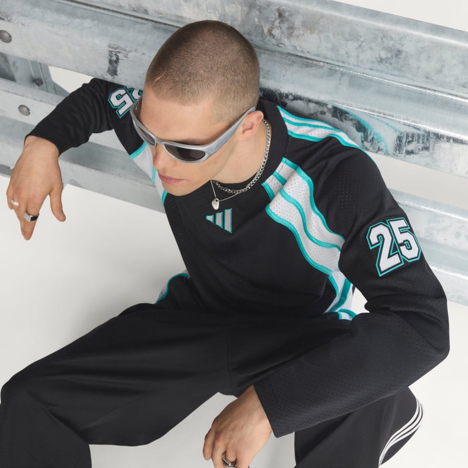 MERCEDES - AMG PETRONAS FORMULA ONE TEAM LAS VEGAS LONGSLEEVE TEE MEN