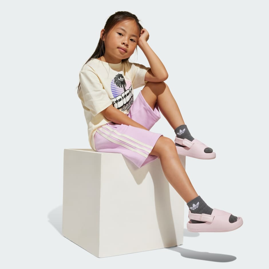 طقم للأطفال Shorts and Tee