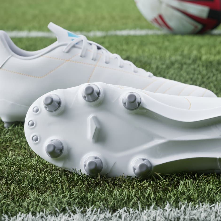 Kakari Soft Ground Rugby Boots