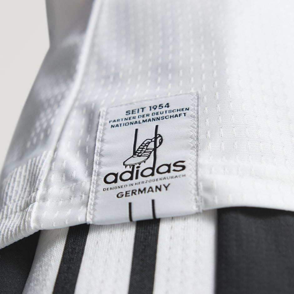 Dres Germany 26 Women's Team Home Authentic