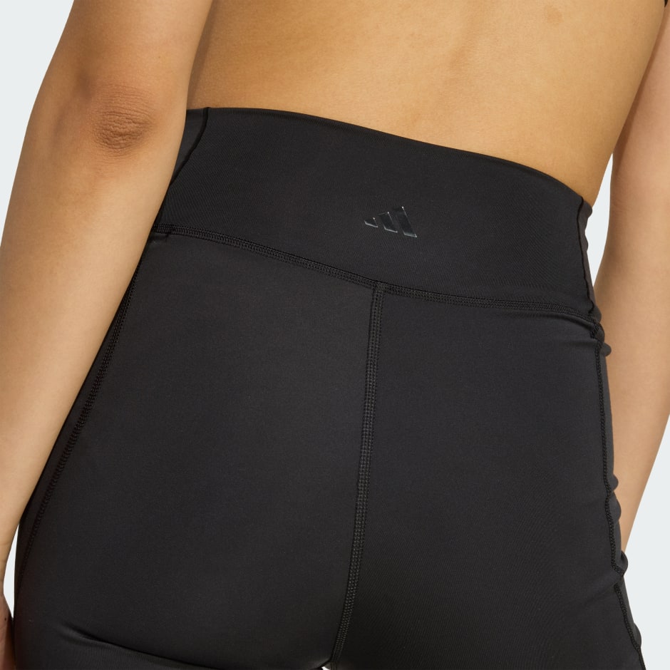 All Me Essentials 7-Inch Short Leggings