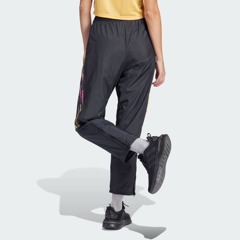 Women's Clothing - Future Icons 3-Stripes Woven Pants - Black | adidas Oman