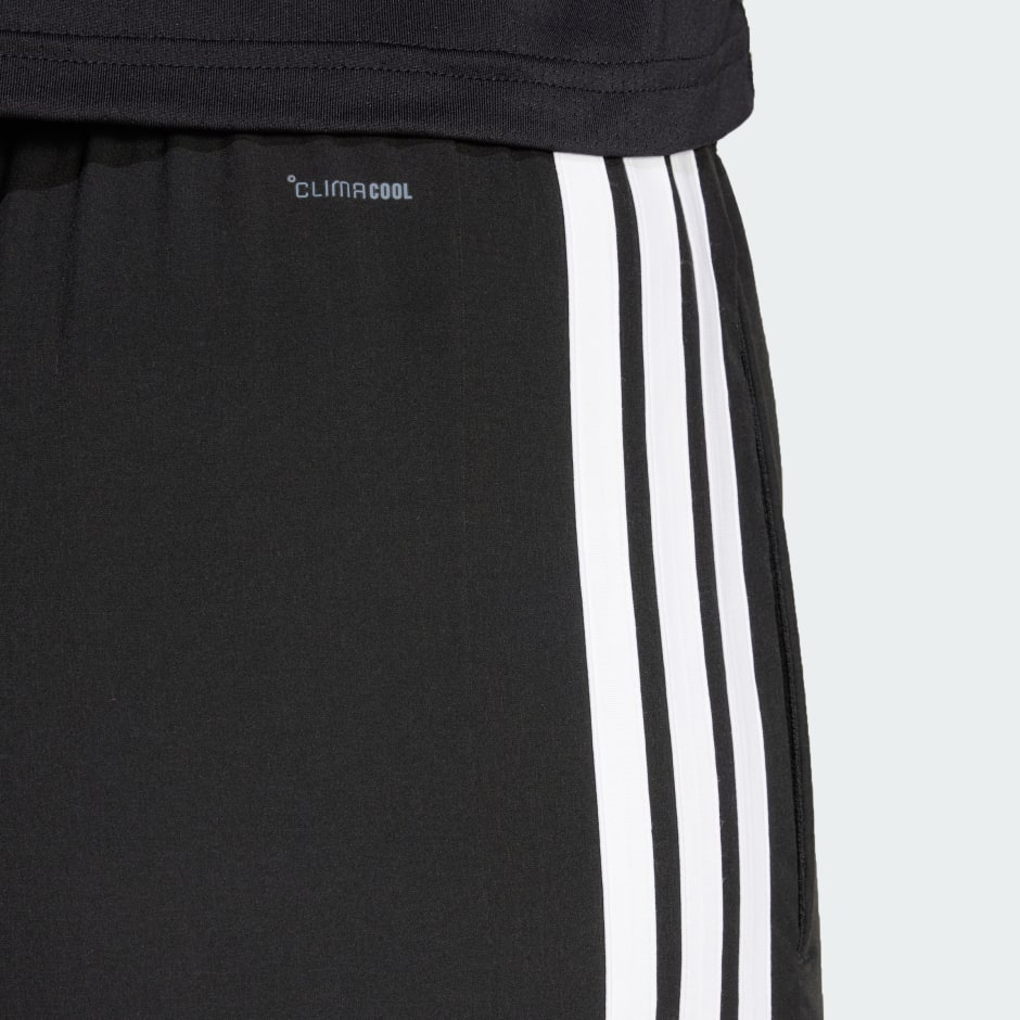 Train Essentials 3-Stripes Woven Pants
