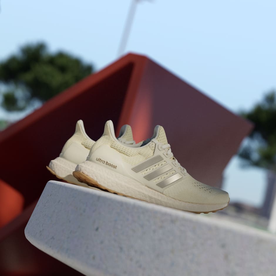 ULTRABOOST 1.0 SHOES