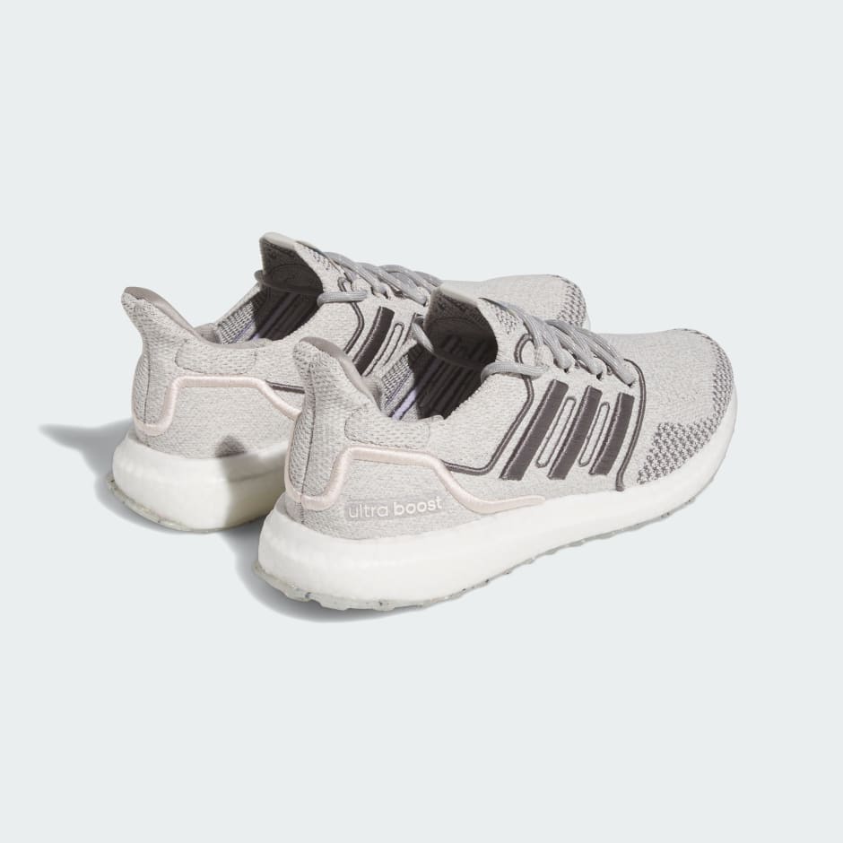 حذاء Ultraboost 1.0