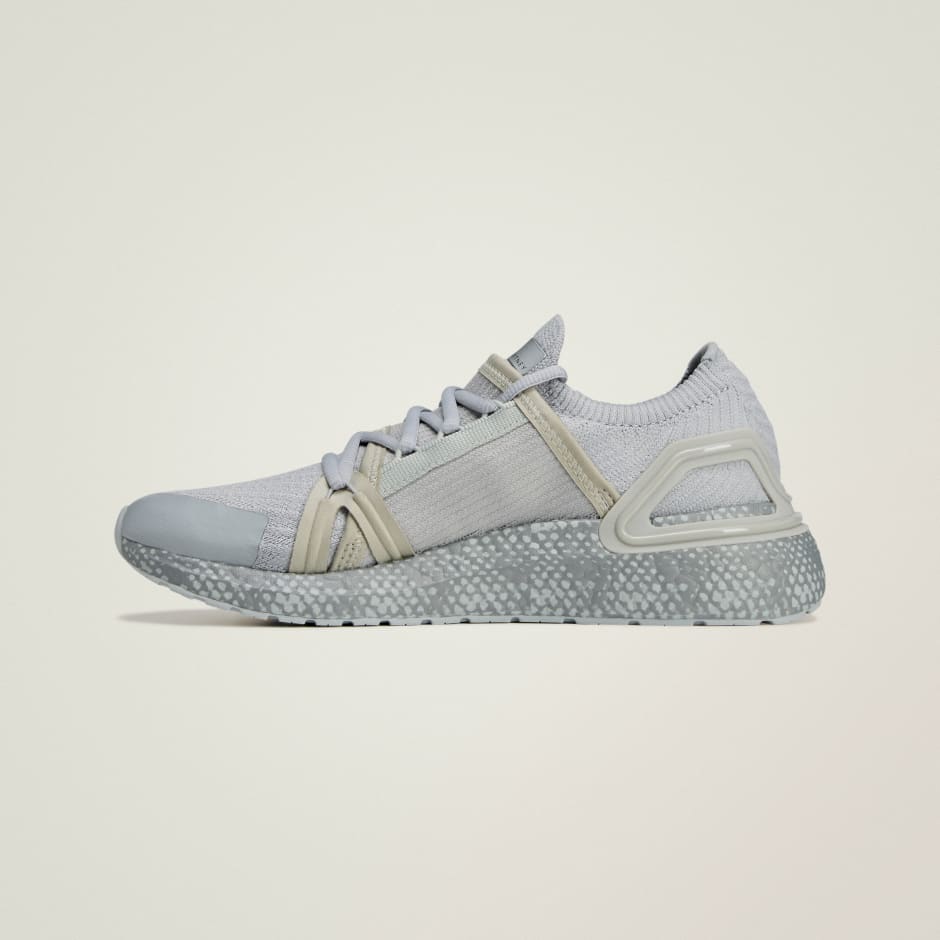 נעלי adidas by Stella McCartney Ultraboost DNA 