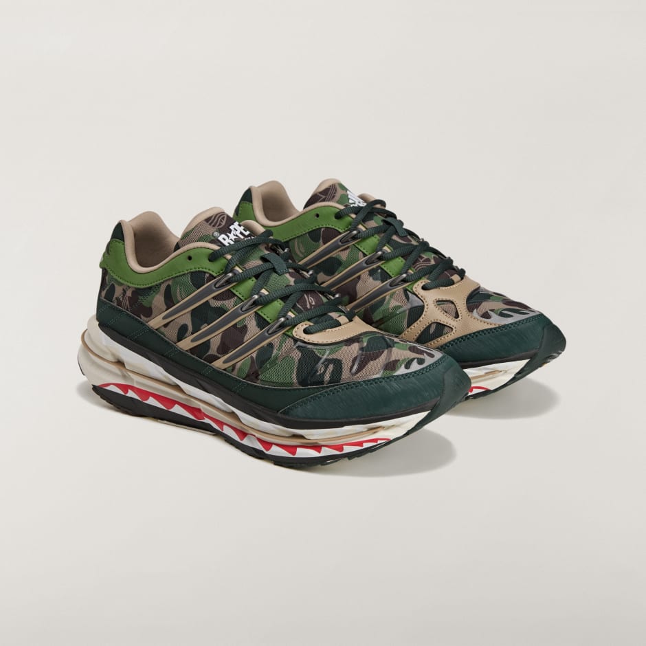 ADISTAR HRMY BAPE&reg; Trainers