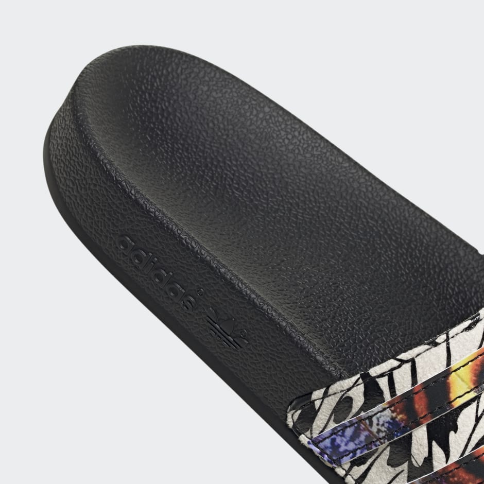 Adilette Slides