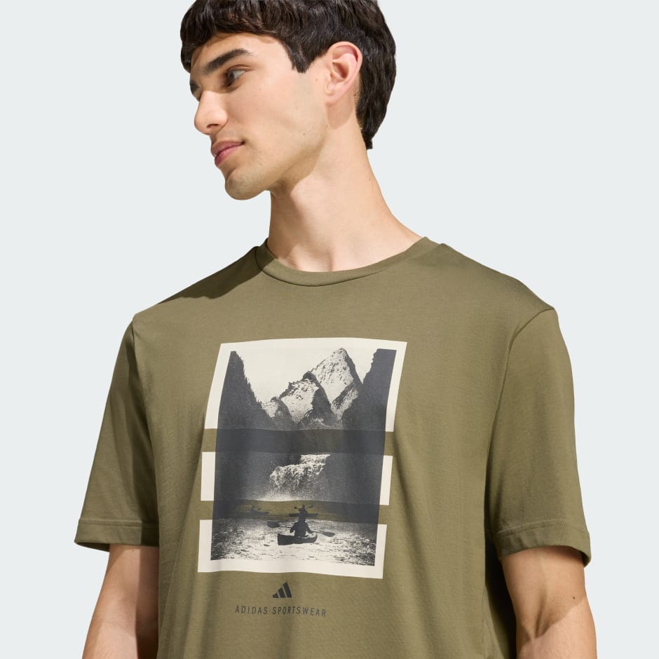 OUTDOOR KAYAKING GRAPHIC T-SHIRT
