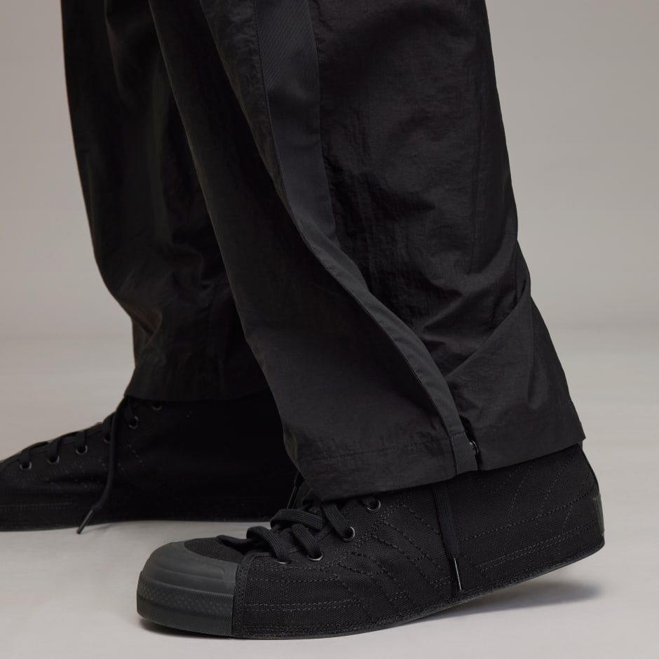 CLOTHING - Y-3 Ultralight Nylon Pants - Black | adidas Oman
