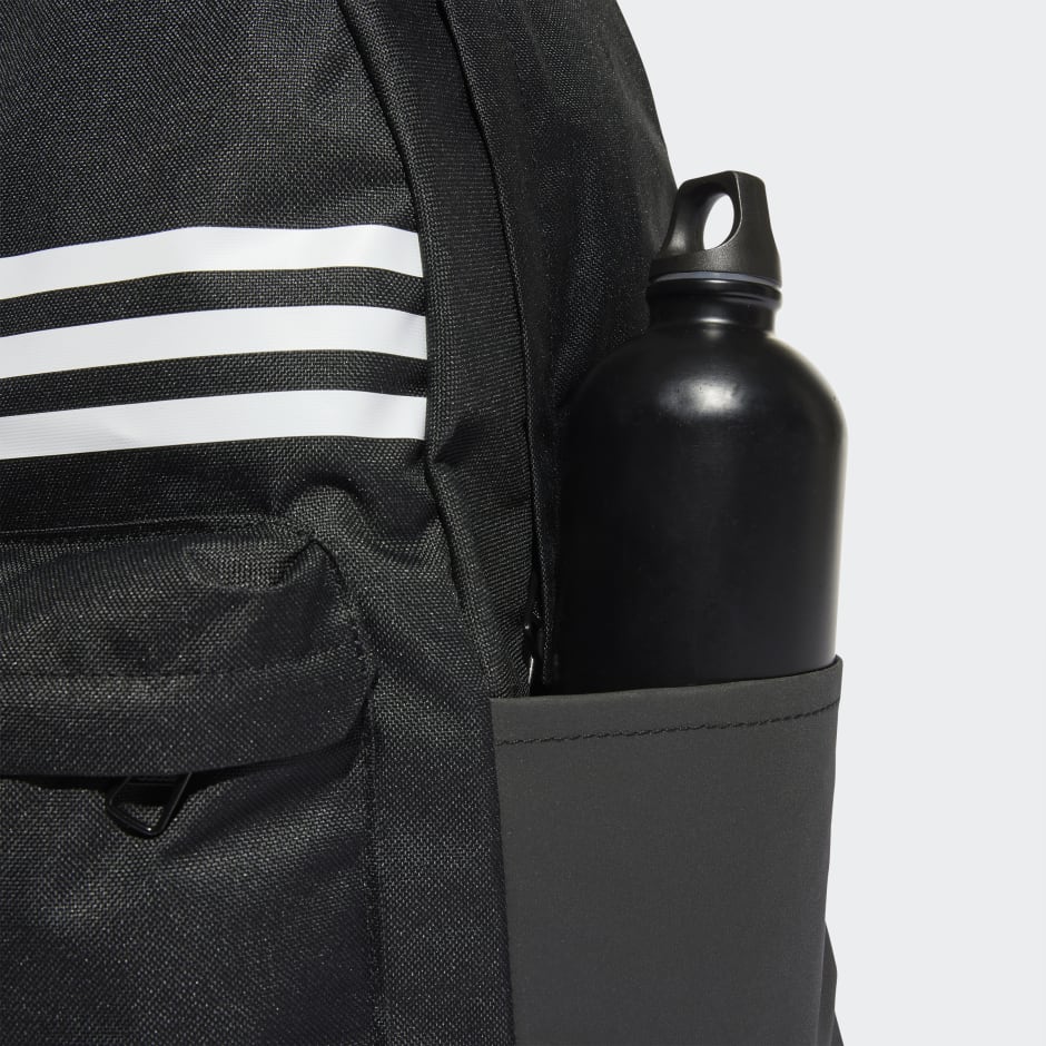 uitlijning Leeds wildernis Accessories - Classic 3-Stripes Horizontal Backpack - Black | adidas Saudi  Arabia