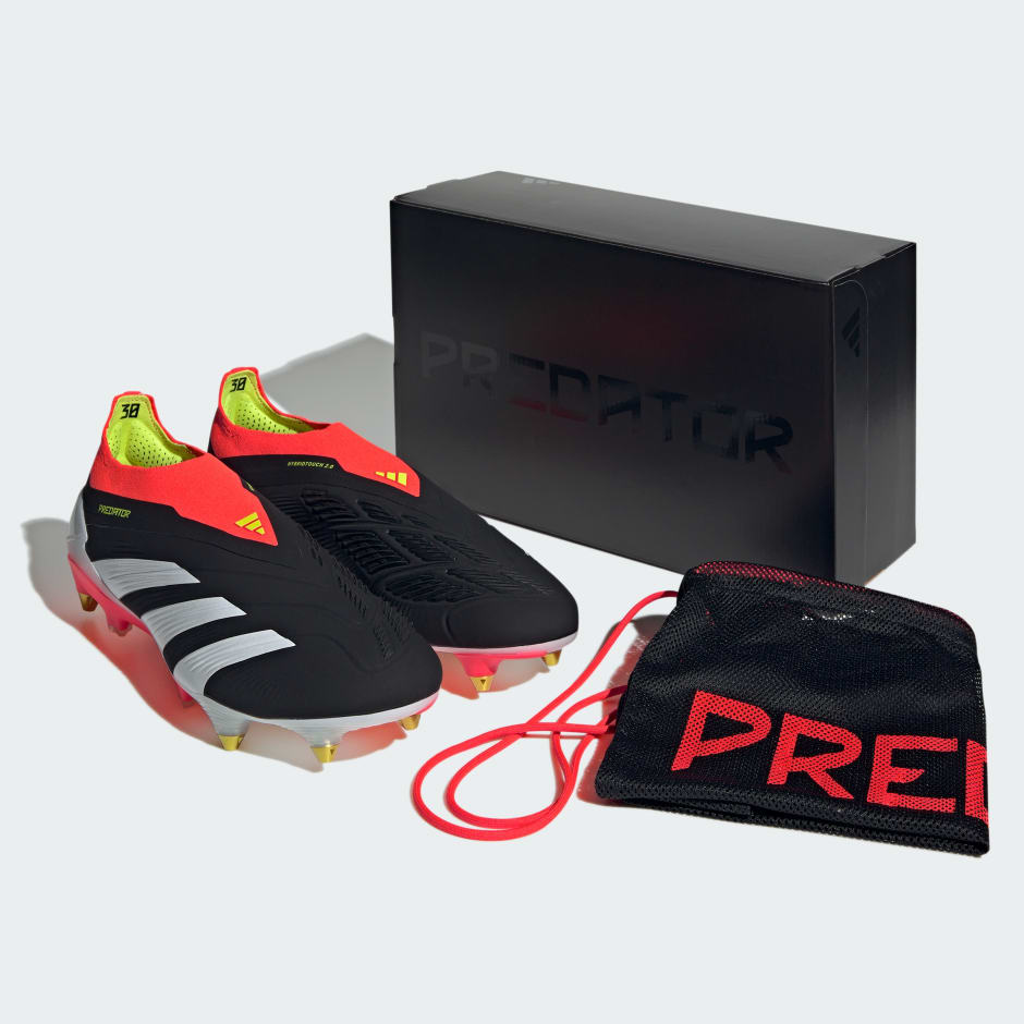 Predator Elite Laceless Soft Ground Football Boots
